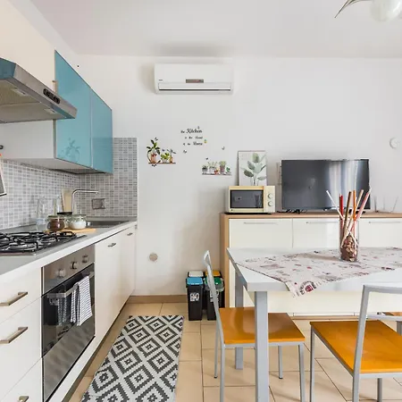 Stile E Comfort In Citta Con Wi-fi דירה *