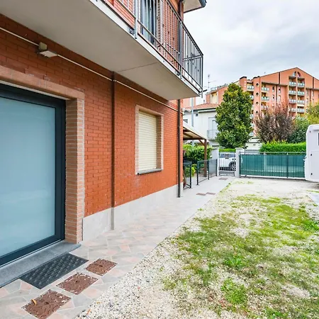 Stile E Comfort In Citta Con Wi-fi Διαμέρισμα *