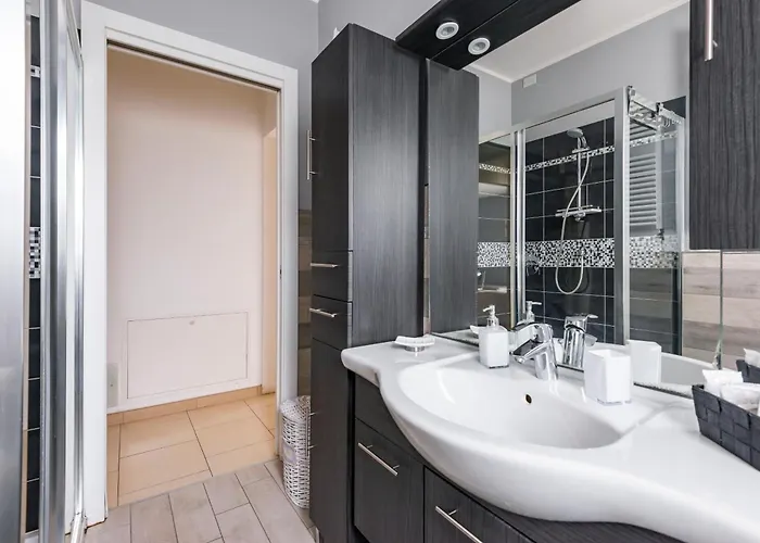 Stile E Comfort In Citta Con Wi-fi * Carpi