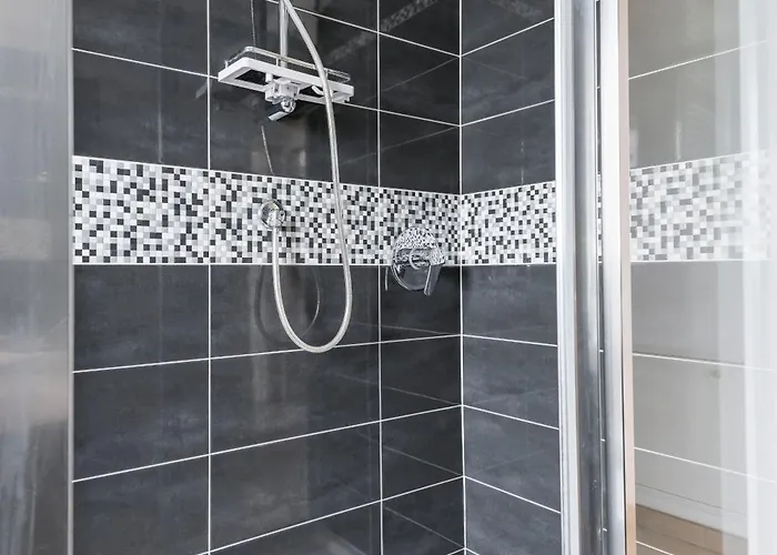 Stile E Comfort In Citta Con Wi-fi Carpi